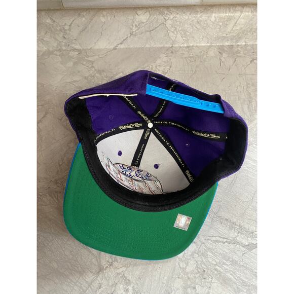 Utah Jazz Mitchell & Ness NBA Basketball Snapback Hat - Picture 6 of 8